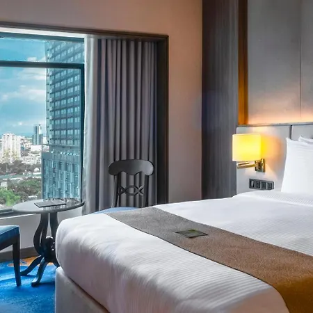 Waterfront Cebu City Hotel & Casino Exterior photo