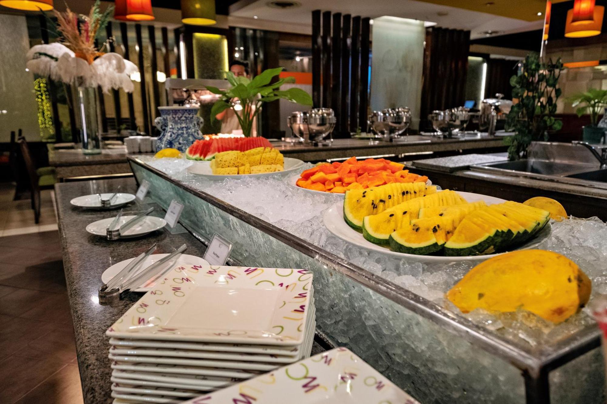 Waterfront & Casino 4* Cebu